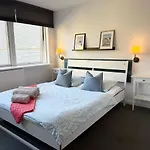 M18 ホテル 3*