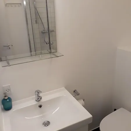 M18 Szálloda 3*